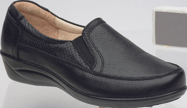 SuperShoes 715-(426): Diseño calado y frescura máxima
