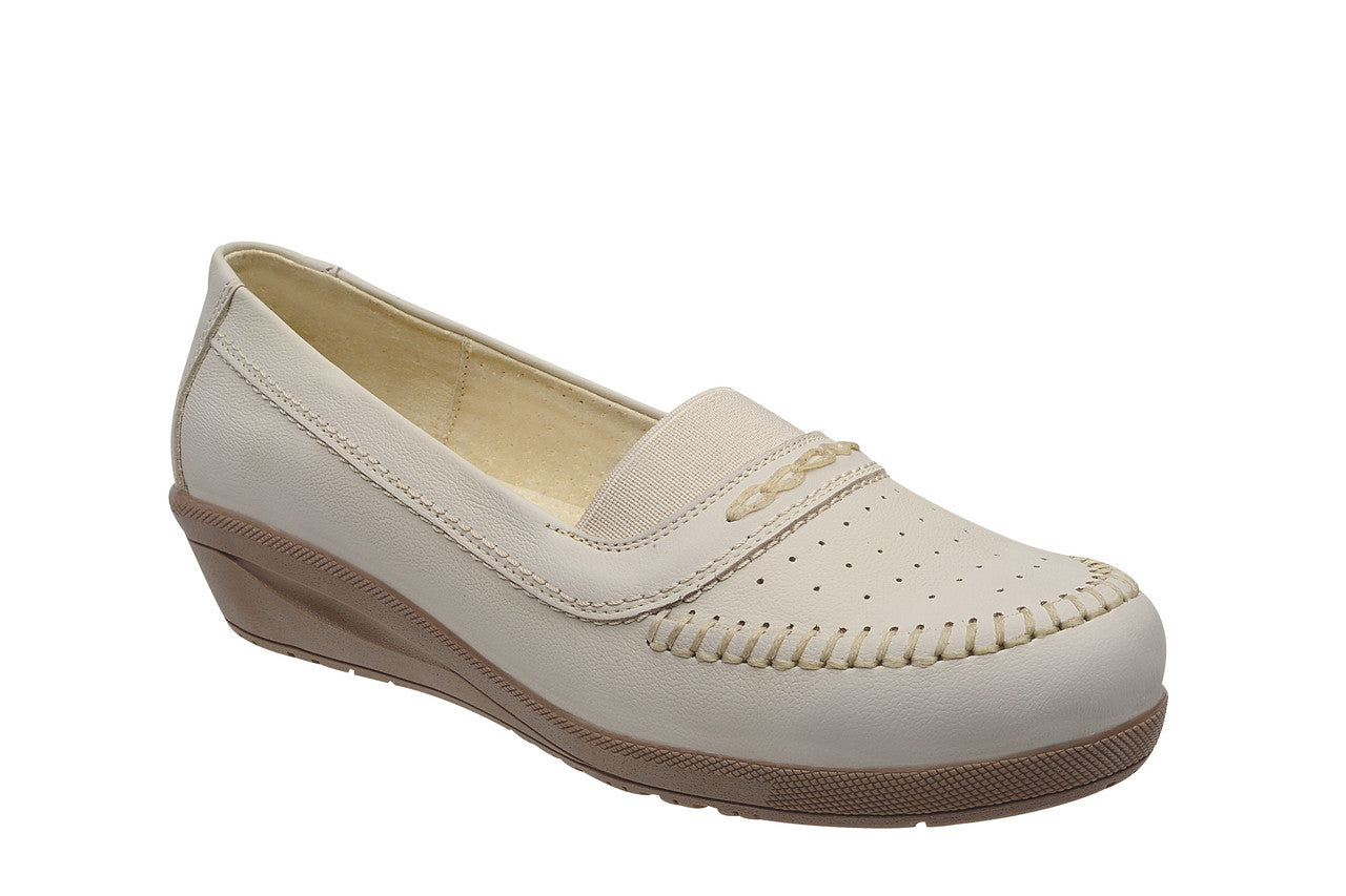 SuperShoes 715-(426): Diseño calado y frescura máxima