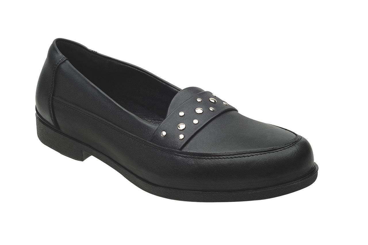 SuperShoes 5000-(574): Elegancia con toque artesanal
