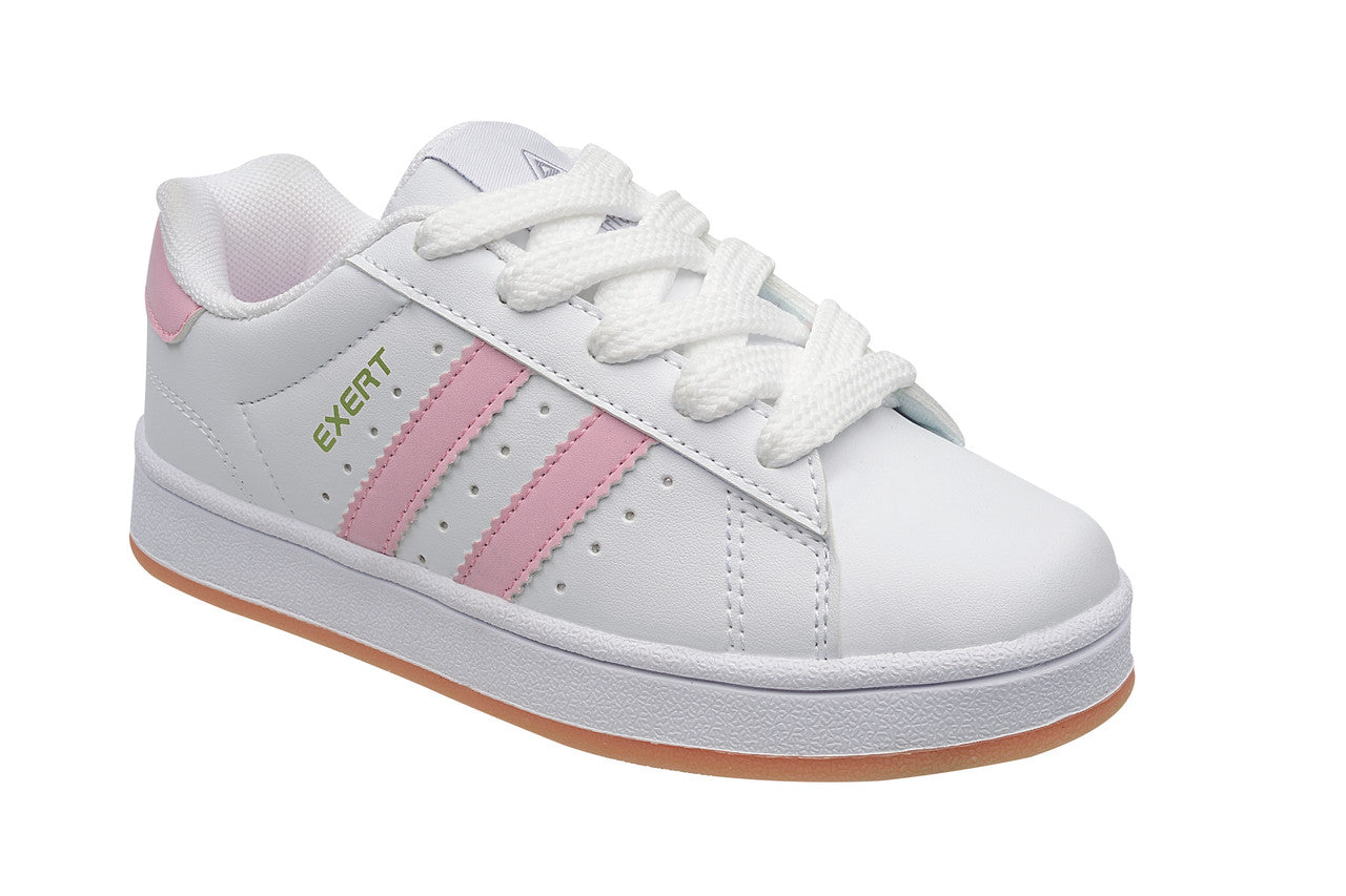 SuperShoes: Tenis blancos "Exert" con vibras retro