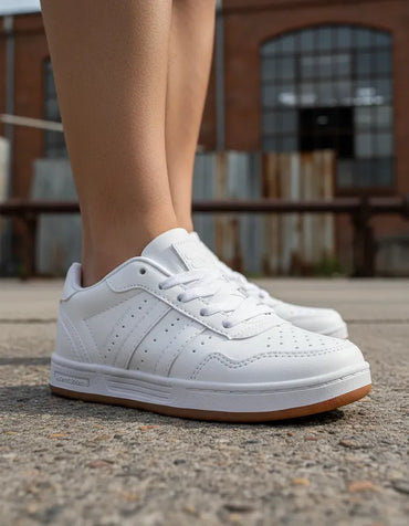 SuperShoes: Tenis Blancos Classic, ¡el básico perfecto!