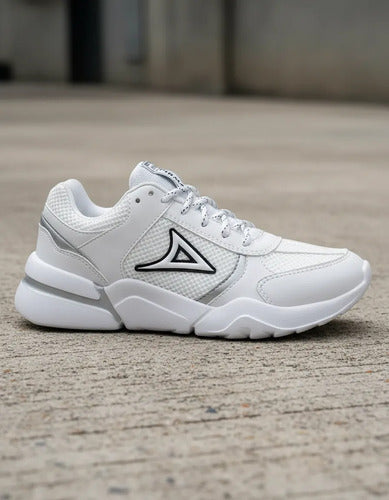 Tenis Pirma Blanco Plata: Tu Estilo Aesthetic