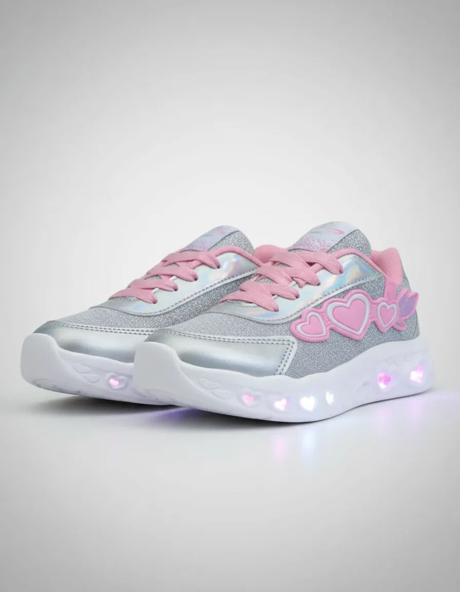 SuperShoes: Tenis con luces y corazones, ¡brillo mágico!