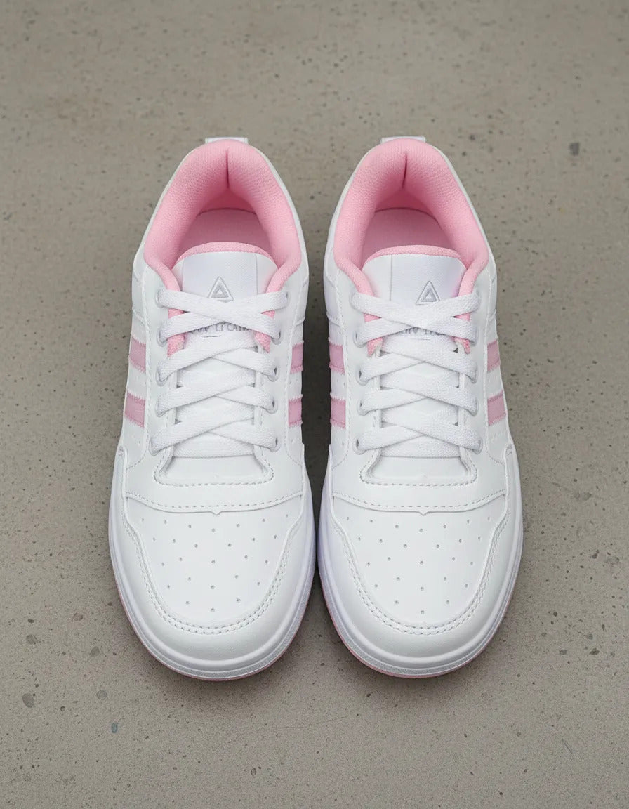 SuperShoes: Tenis Blanco Lavanda, ¡el básico más cute!