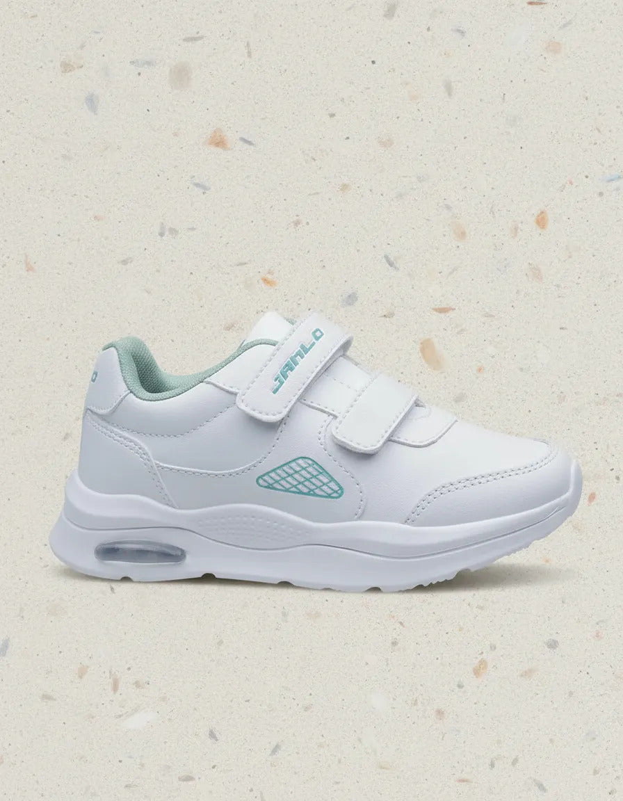 SuperShoes: Tenis blancos ultra ligeros, ¡el básico pro!