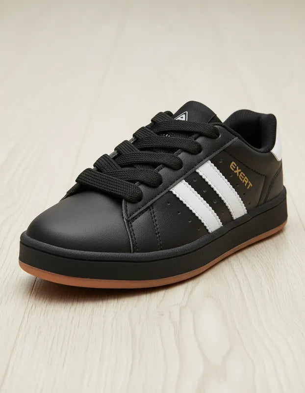 SuperShoes: Tenis Retro Black & White, ¡el estilo pro!