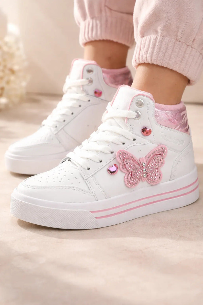 SuperShoes: Botas con mariposa y cristales, ¡brillo top!