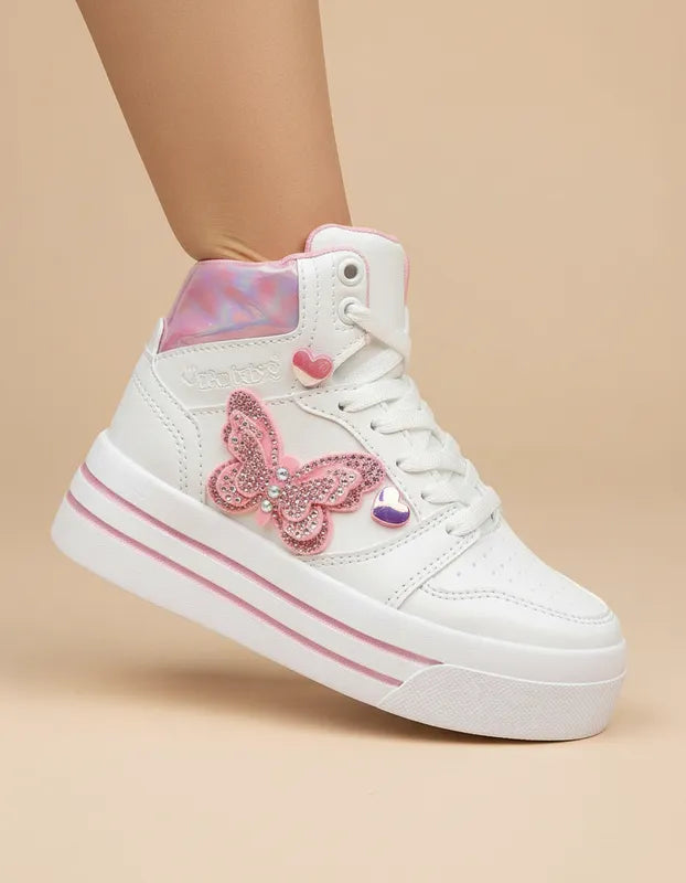 SuperShoes: Botas con mariposa y cristales, ¡brillo top!