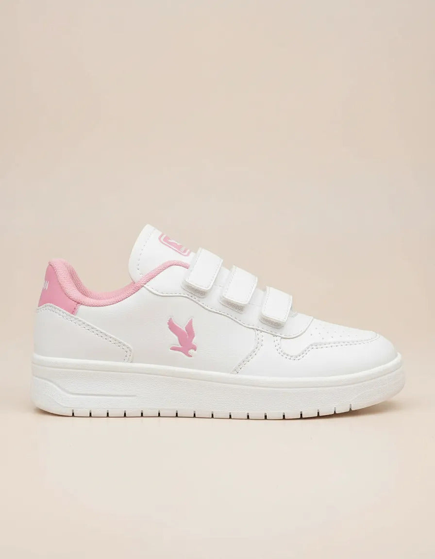 SuperShoes: Tenis blancos con rosa, ¡el básico infalible!