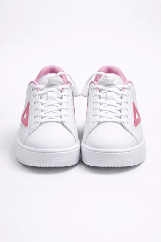 PIRMA: Tenis blancos con rosa, ¡el look más girly y top!