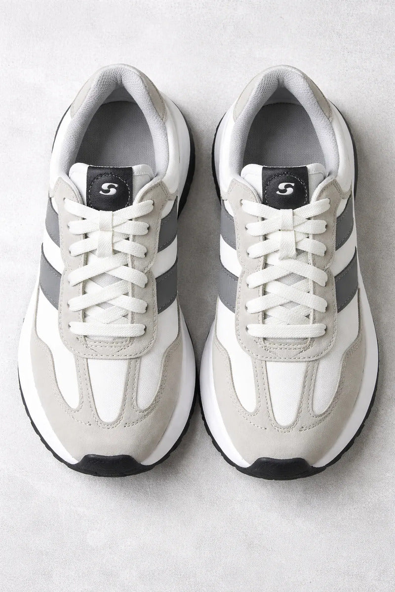 SuperShoes: Tenis Blanco Oxford, ¡estilo urbano y ligero!.
