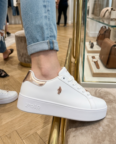 SuperShoes: Tus nuevos básicos White & Gold