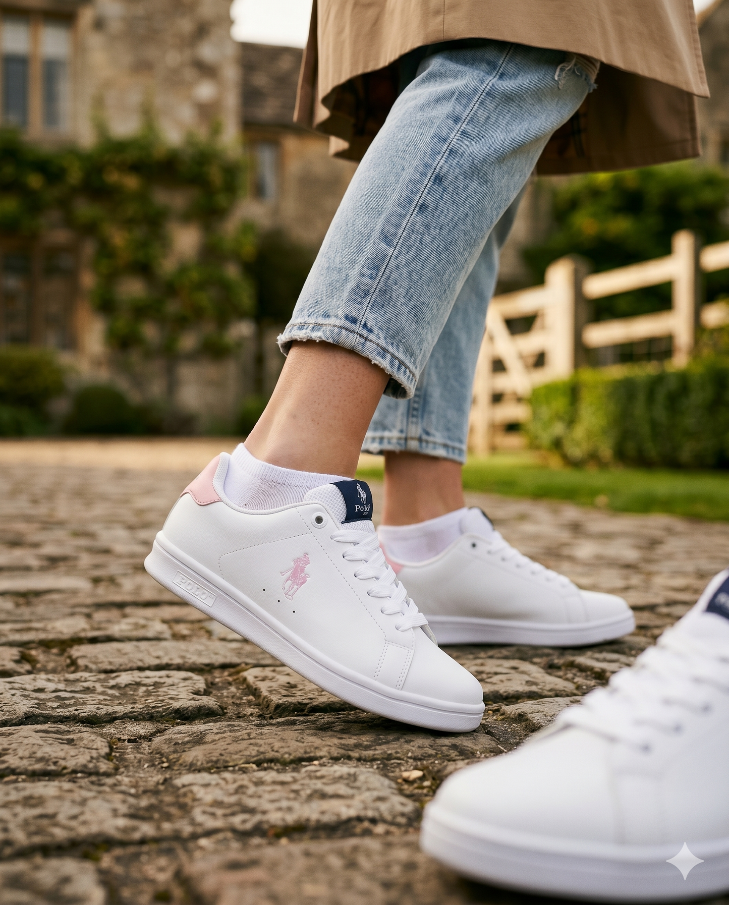 SuperShoes: Estilo Polo Blanco Rosa ¡Imperdibles!